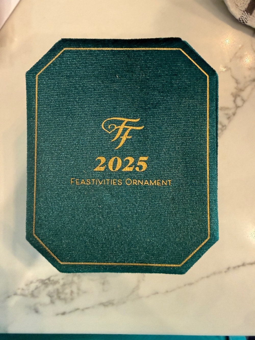 2025 Feastivities Crystal Cat Ornament With Box